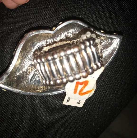 cubic zirconia adjustable lips ring - Picture 4 of 7